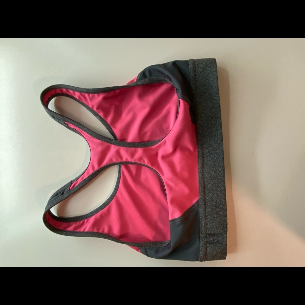 pretty pink champion bra. very cute